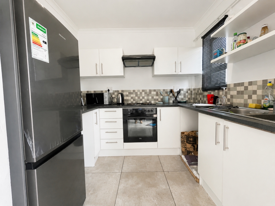 2 Bedroom Property for Sale in Ottery East Western Cape